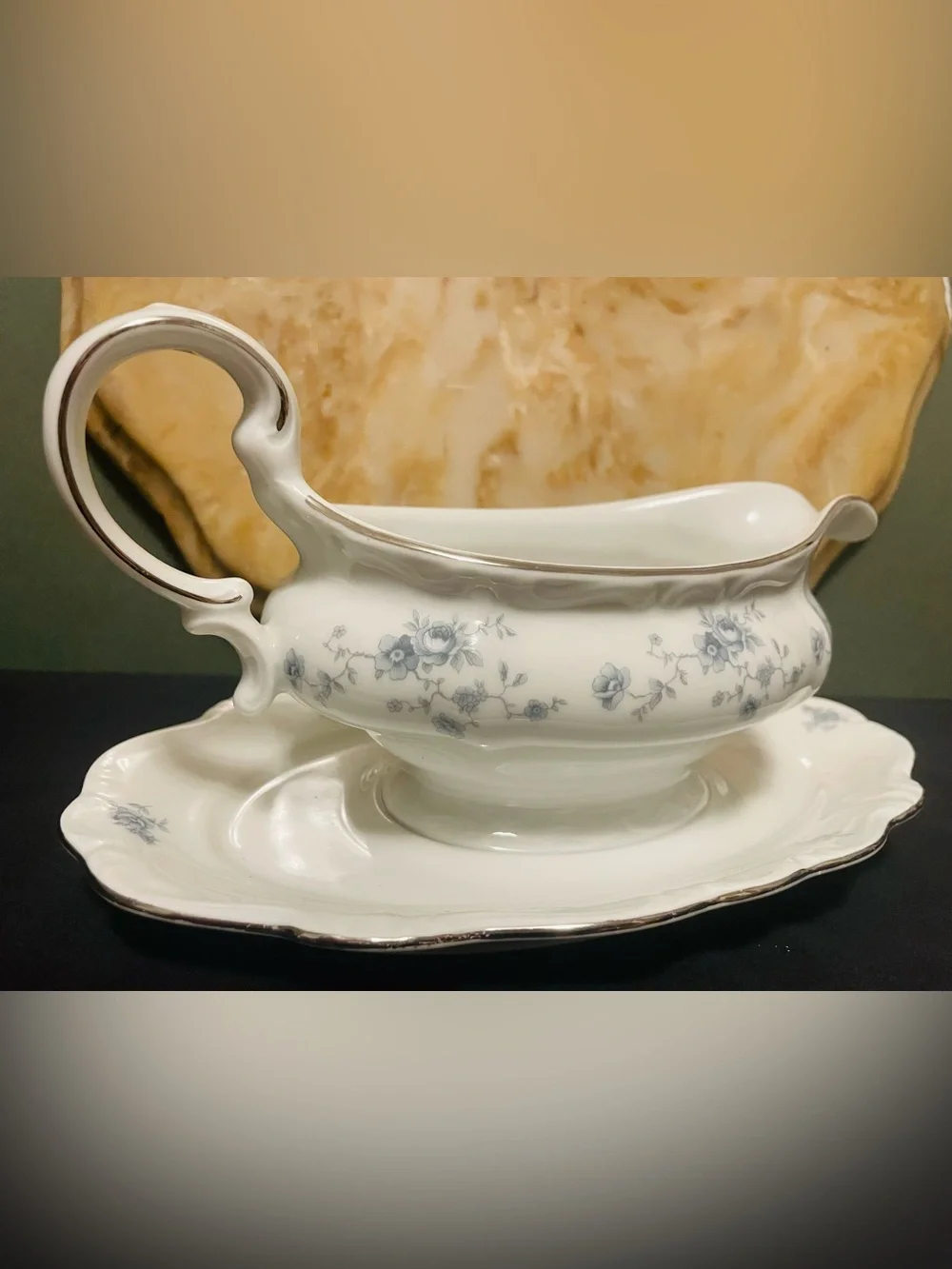Vtg. Johann Haviland Blue Garland Gravy Boat w/ Attached Tray. Bavaria, Germany